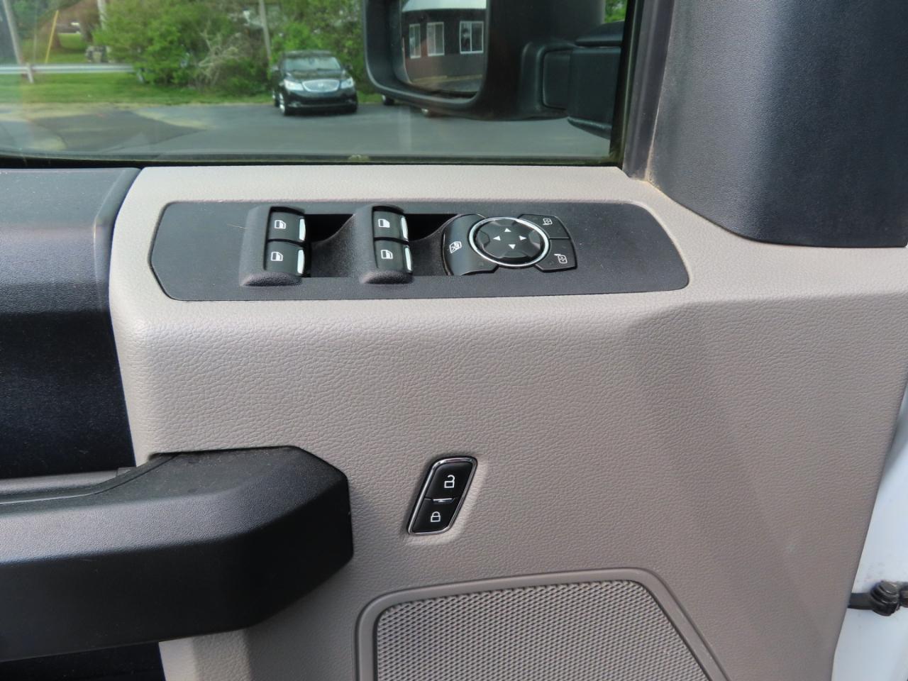 Ford Super Duty F-450 DRW XL 4WD SuperCab 168" WB 60" CA 2019