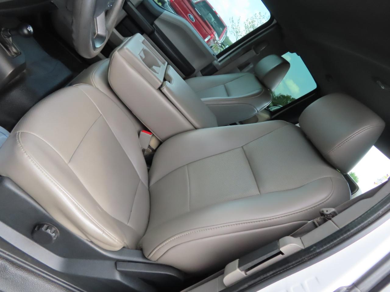 Ford Super Duty F-450 DRW XL 4WD SuperCab 168" WB 60" CA 2019