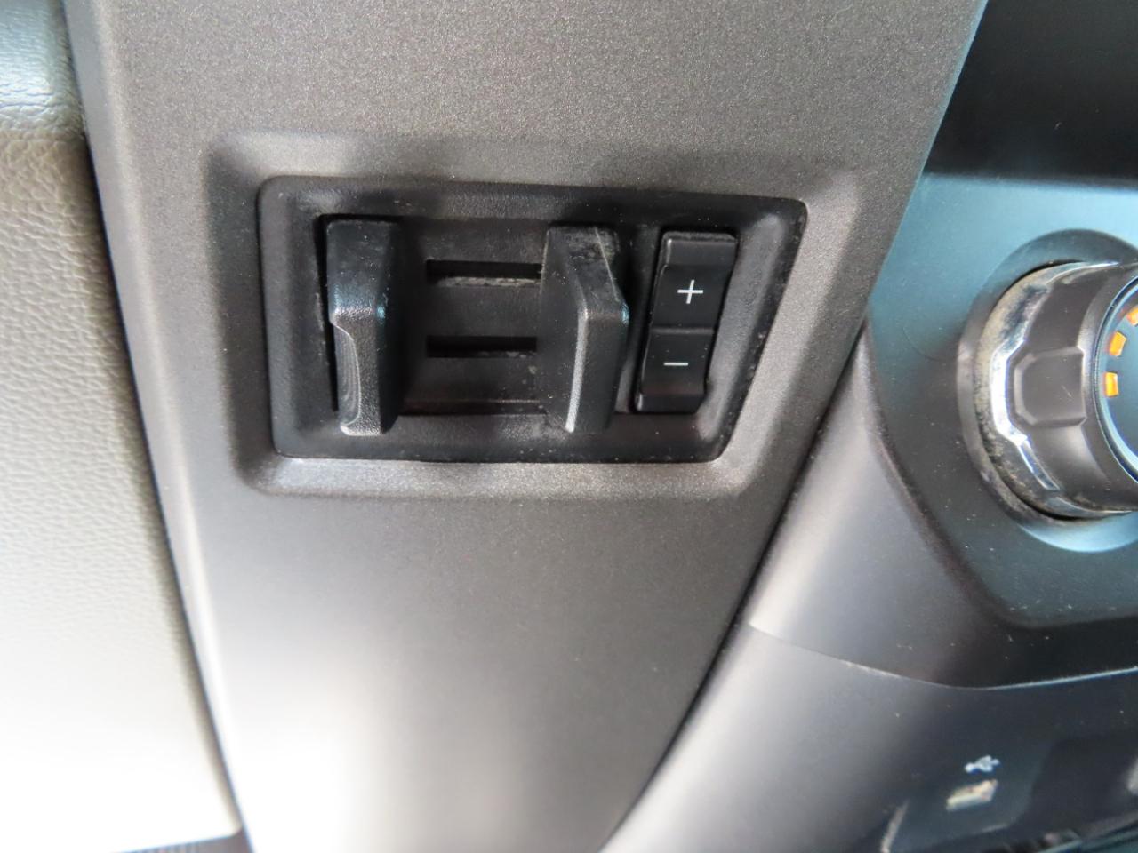 Ford Super Duty F-450 DRW XL 4WD SuperCab 168" WB 60" CA 2019