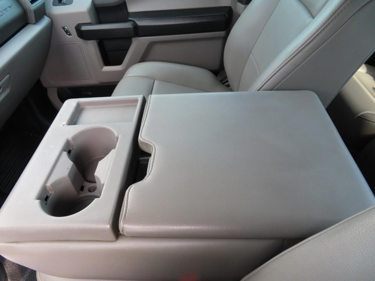 Ford Super Duty F-450 DRW XL 4WD SuperCab 168" WB 60" CA 2019