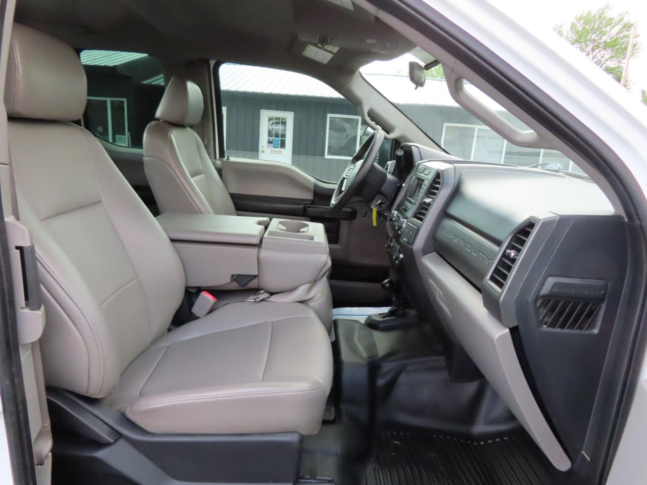 Ford Super Duty F-450 DRW XL 4WD SuperCab 168" WB 60" CA 2019