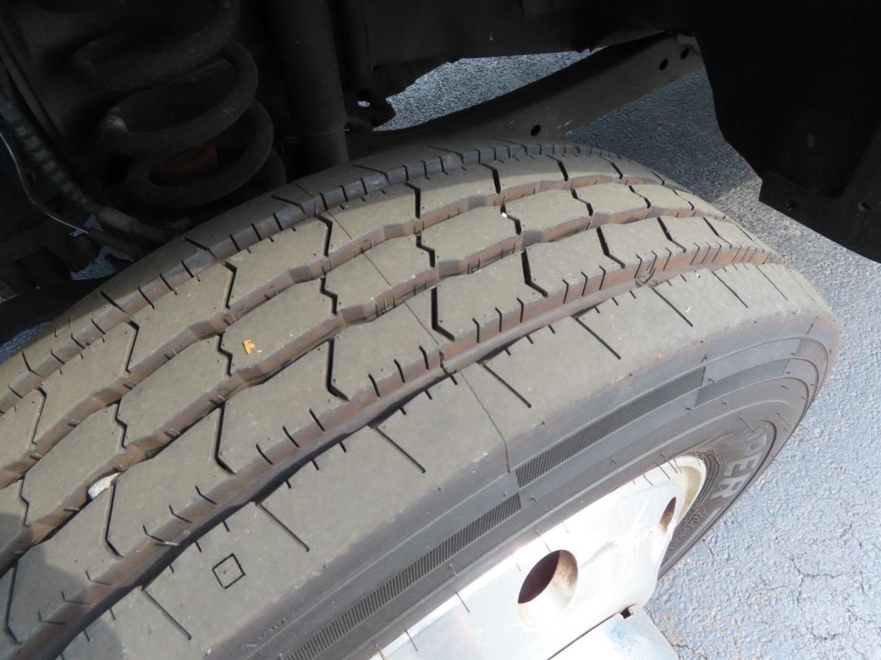 Ford Super Duty F-450 DRW Platinum 4WD Crew Cab 8' Box 2018