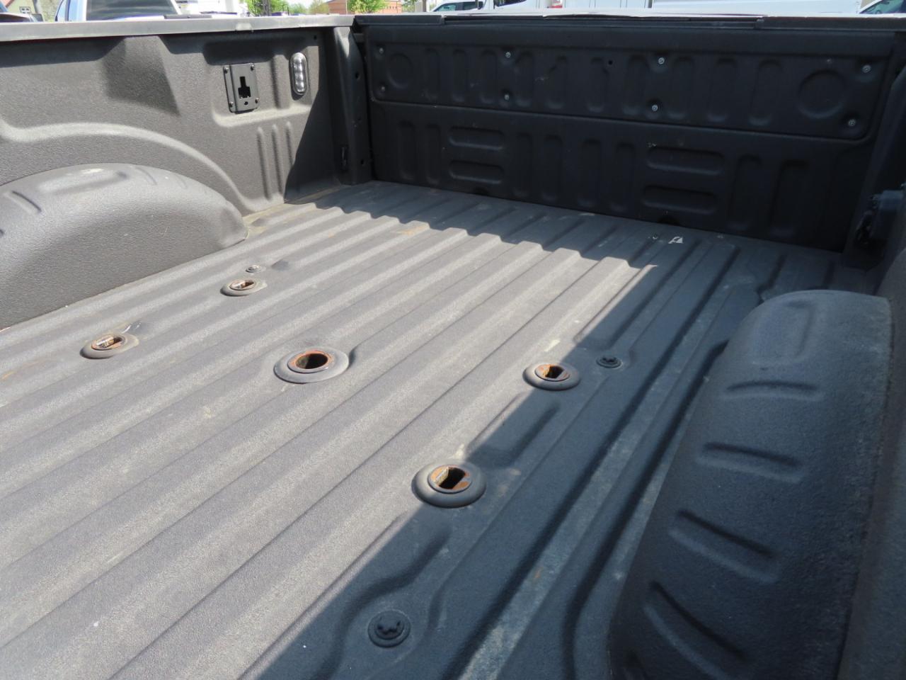 Ford Super Duty F-450 DRW Platinum 4WD Crew Cab 8' Box 2018