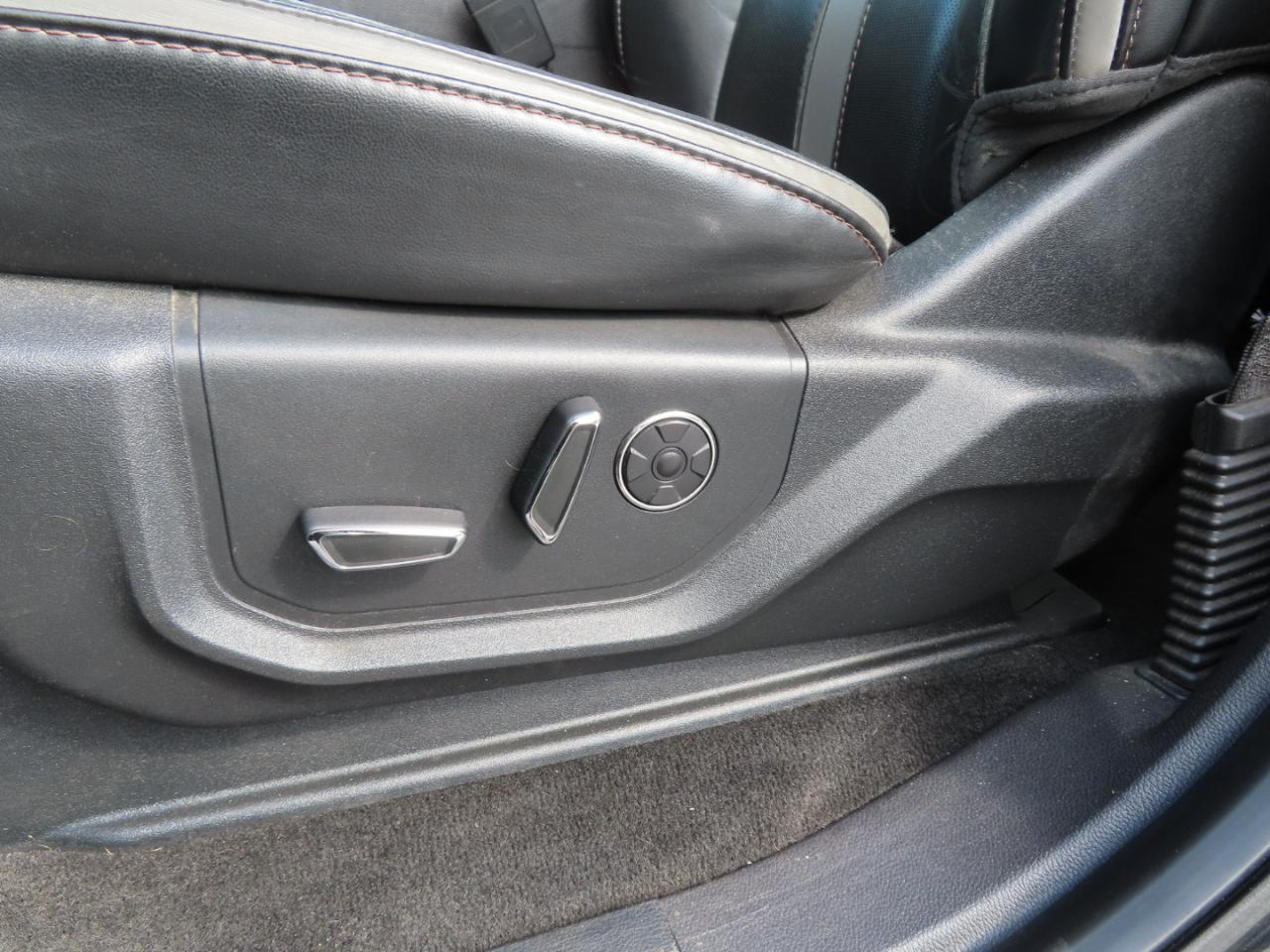 Ford Super Duty F-450 DRW Platinum 4WD Crew Cab 8' Box 2018