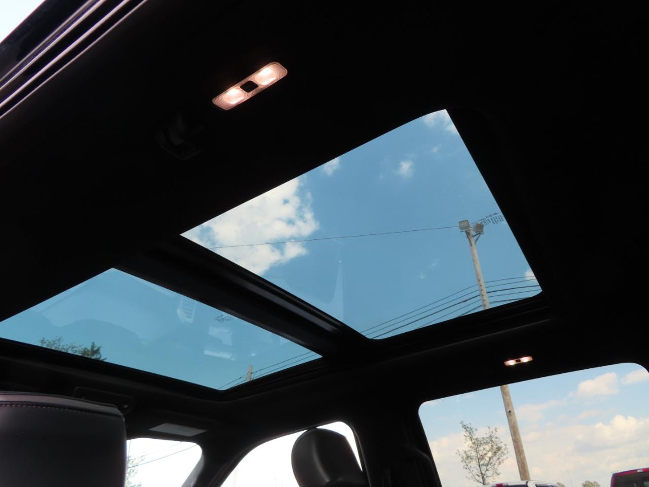 Ford Super Duty F-450 DRW Platinum 4WD Crew Cab 8' Box 2018