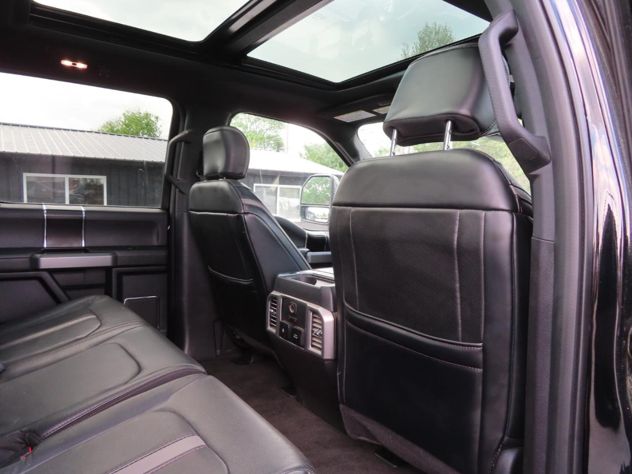 Ford Super Duty F-450 DRW Platinum 4WD Crew Cab 8' Box 2018