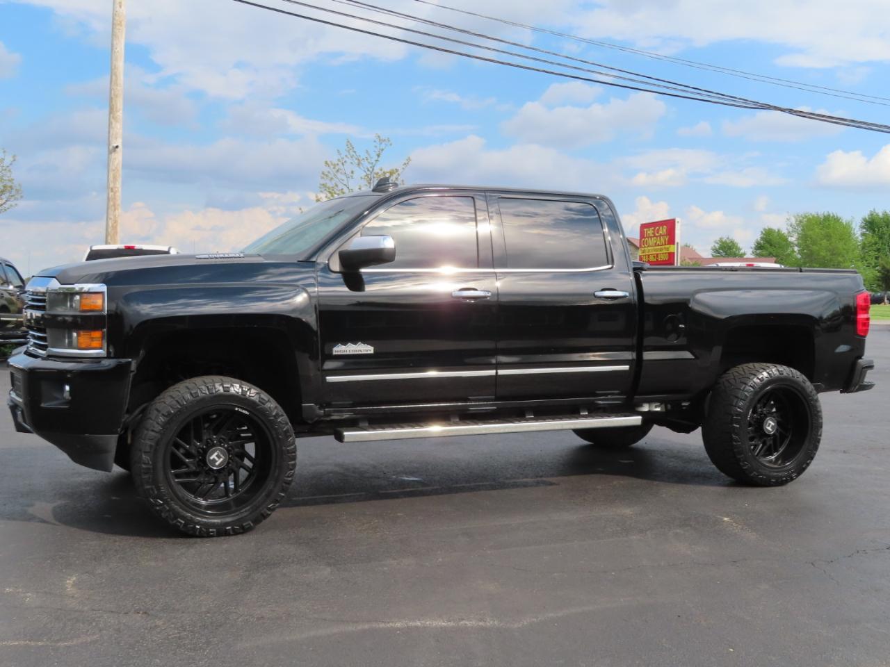 Chevrolet Silverado 2500HD Built After Aug 14 4WD Crew Cab 153.7" High Country 2015