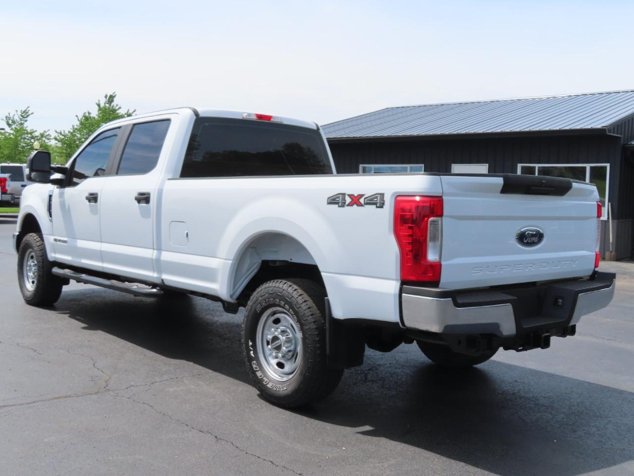 Ford Super Duty F-250 SRW XL 4WD Crew Cab 8' Box 2019