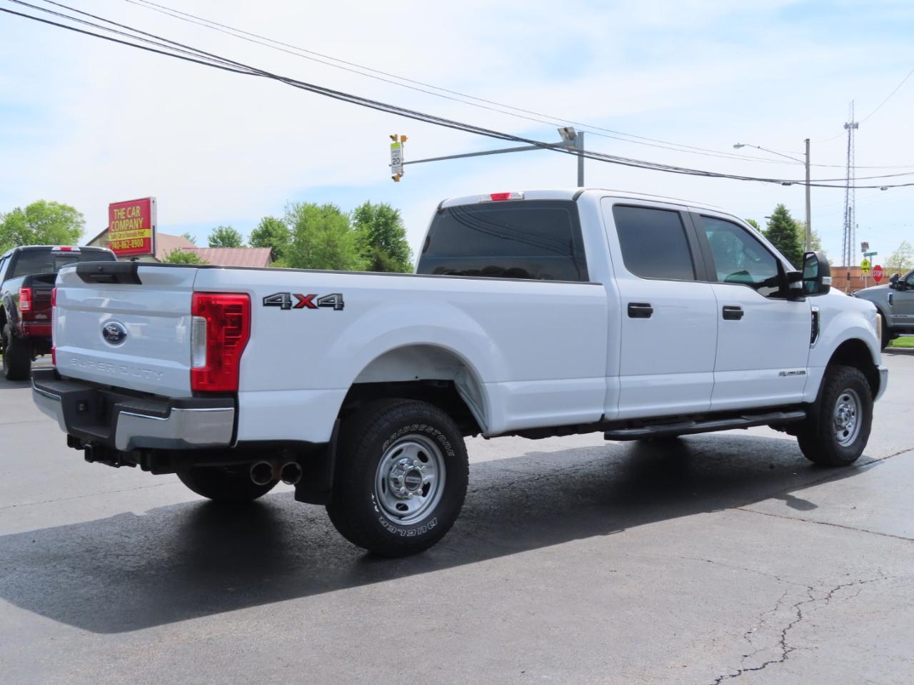 Ford Super Duty F-250 SRW XL 4WD Crew Cab 8' Box 2019