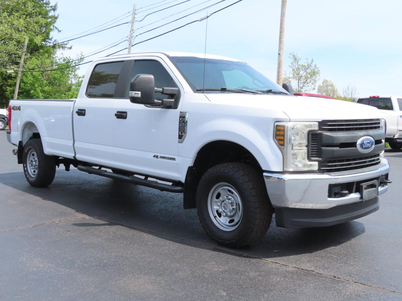 Ford Super Duty F-250 SRW XL 4WD Crew Cab 8' Box 2019