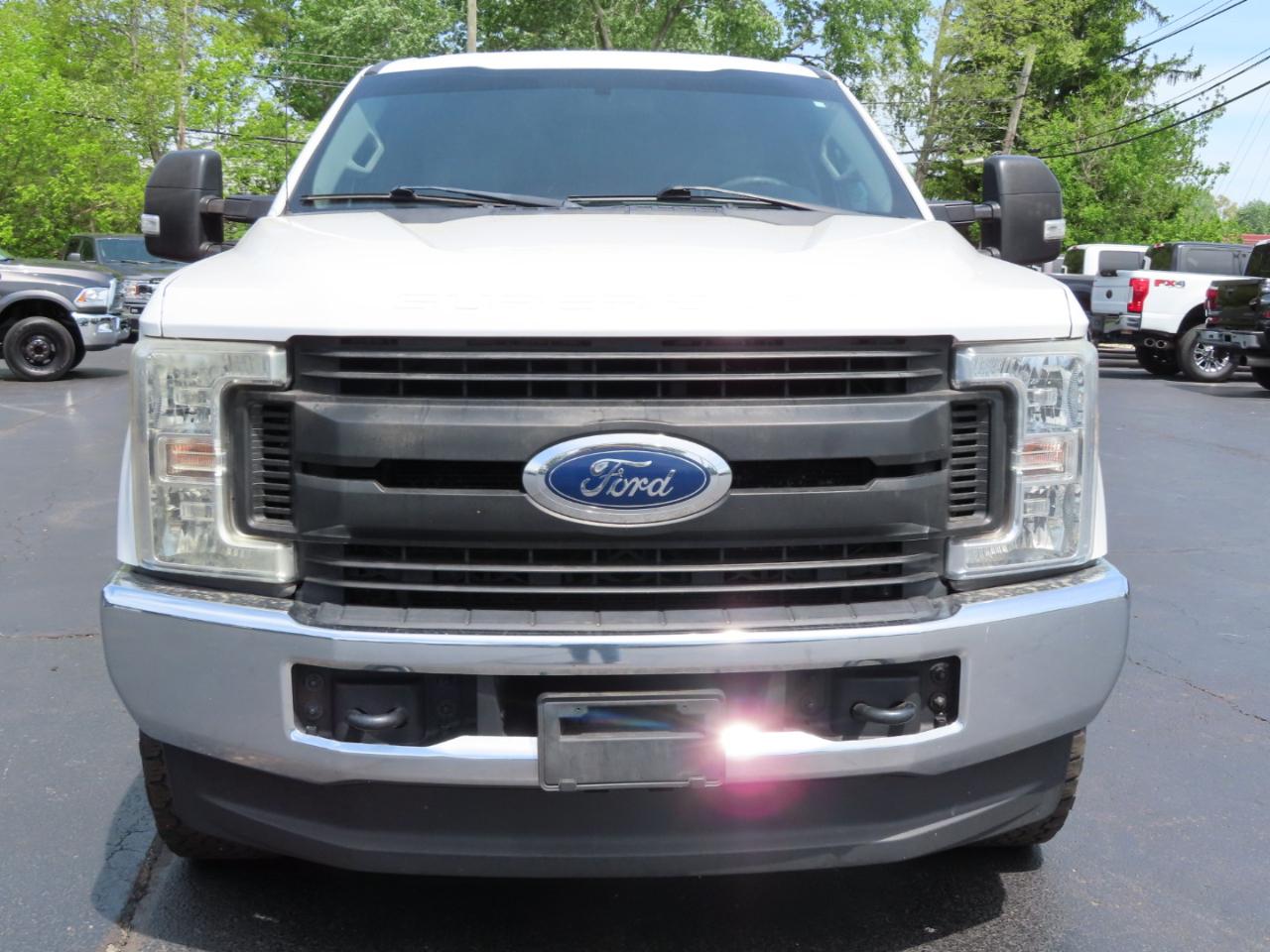 Ford Super Duty F-250 SRW XL 4WD Crew Cab 8' Box 2019