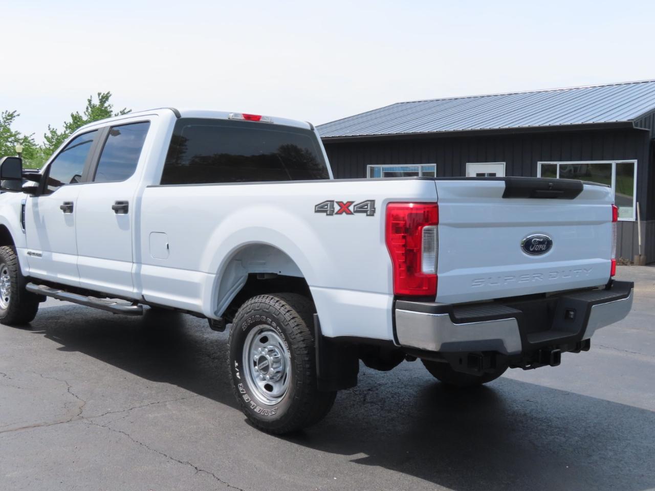 Ford Super Duty F-250 SRW XL 4WD Crew Cab 8' Box 2019