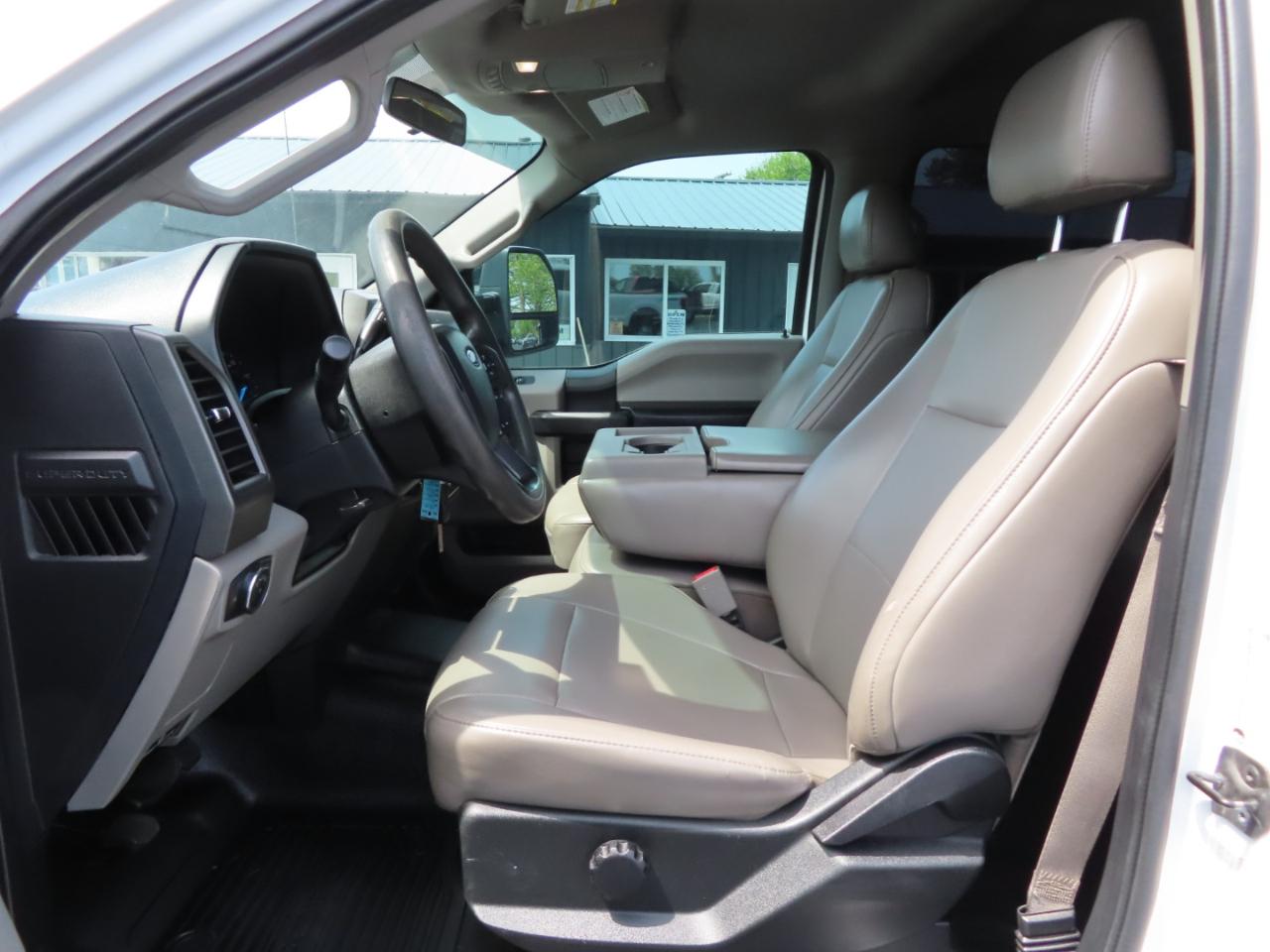 Ford Super Duty F-250 SRW XL 4WD Crew Cab 8' Box 2019