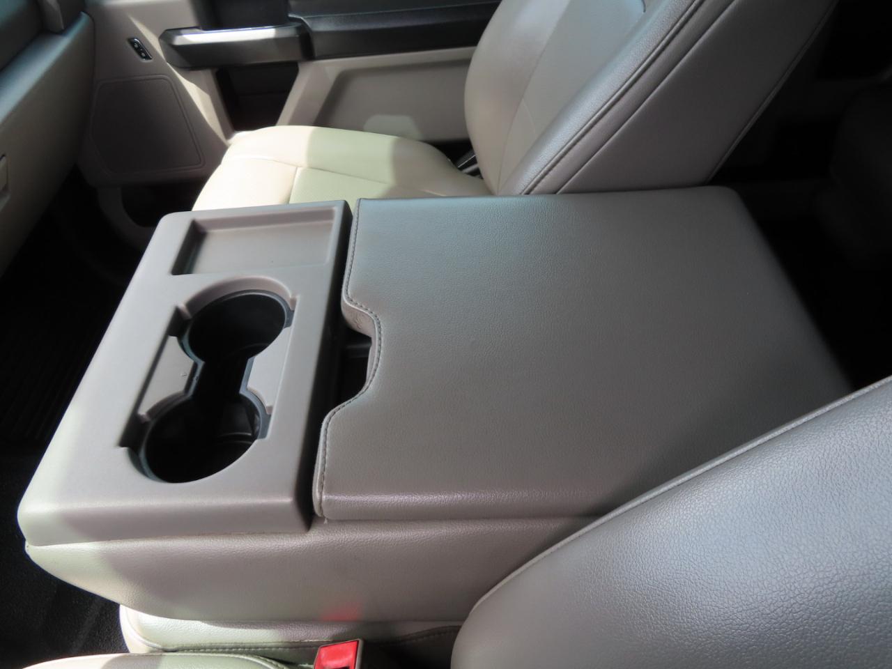 Ford Super Duty F-250 SRW XL 4WD Crew Cab 8' Box 2019