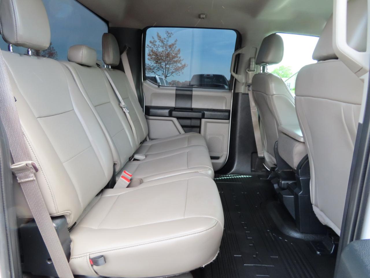 Ford Super Duty F-250 SRW XL 4WD Crew Cab 8' Box 2019