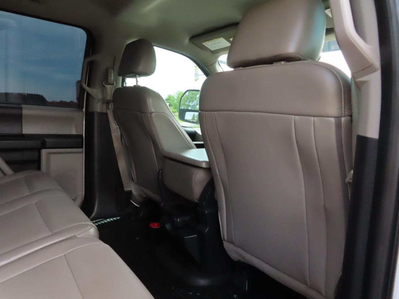 Ford Super Duty F-250 SRW XL 4WD Crew Cab 8' Box 2019