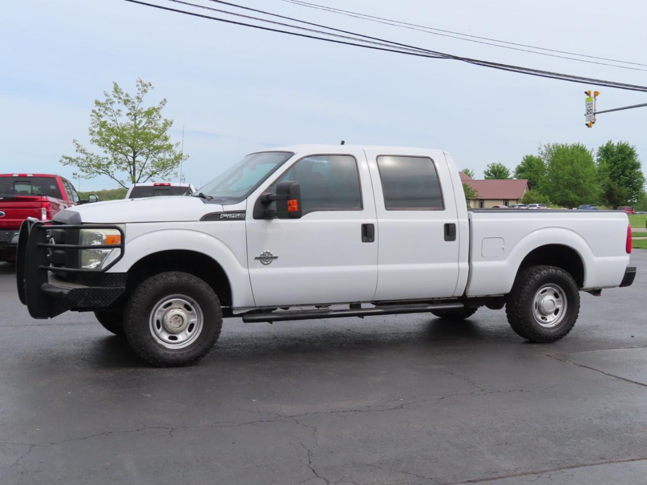 Ford Super Duty F-250 SRW 4WD Crew Cab 156" XL 2016