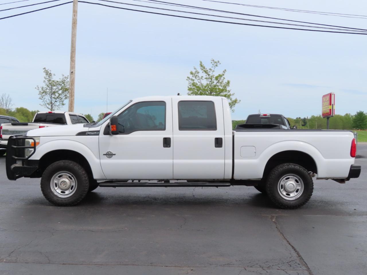 Ford Super Duty F-250 SRW 4WD Crew Cab 156" XL 2016