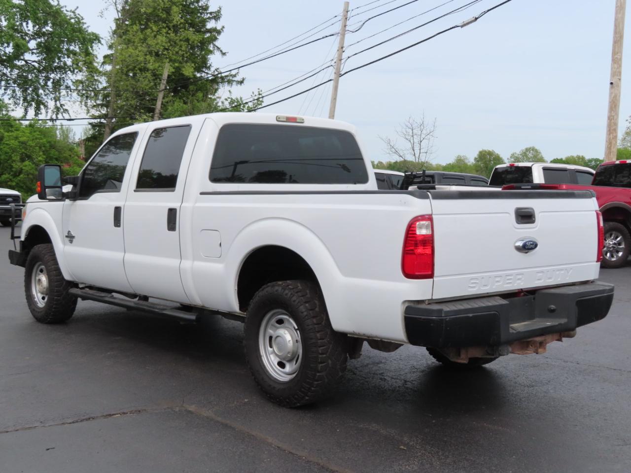 Ford Super Duty F-250 SRW 4WD Crew Cab 156" XL 2016