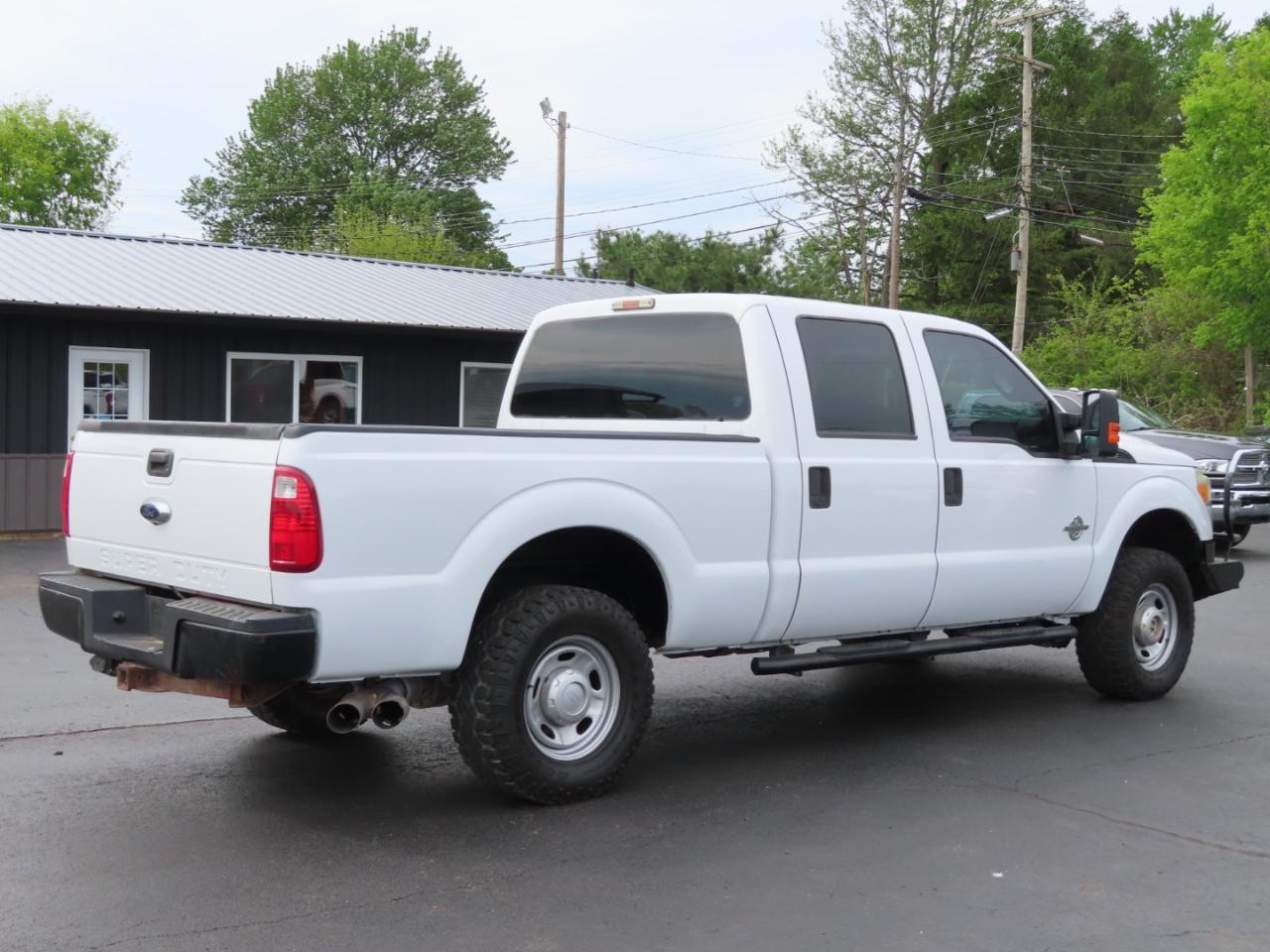 Ford Super Duty F-250 SRW 4WD Crew Cab 156" XL 2016