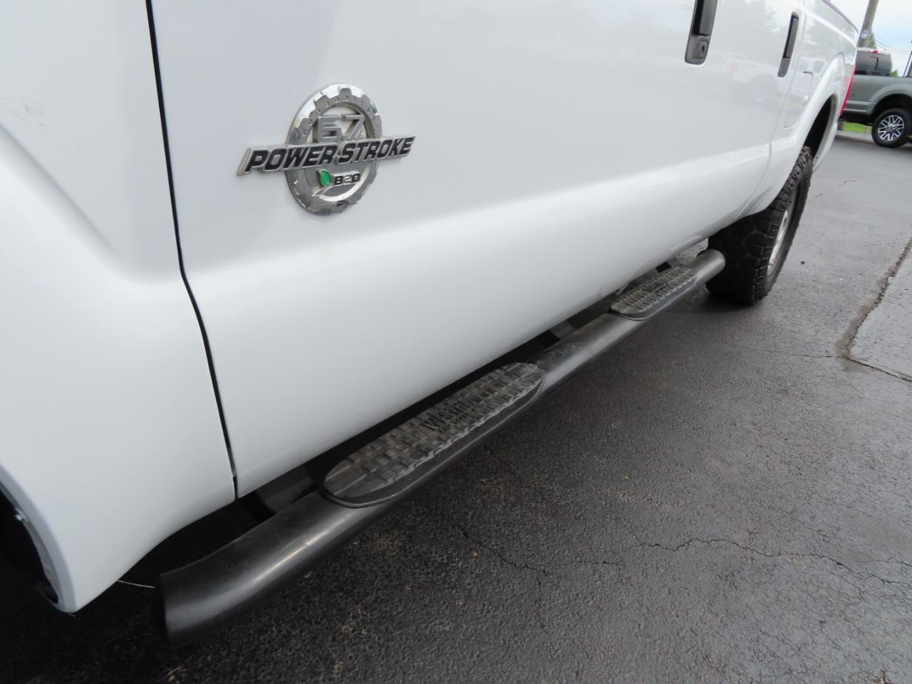 Ford Super Duty F-250 SRW 4WD Crew Cab 156" XL 2016