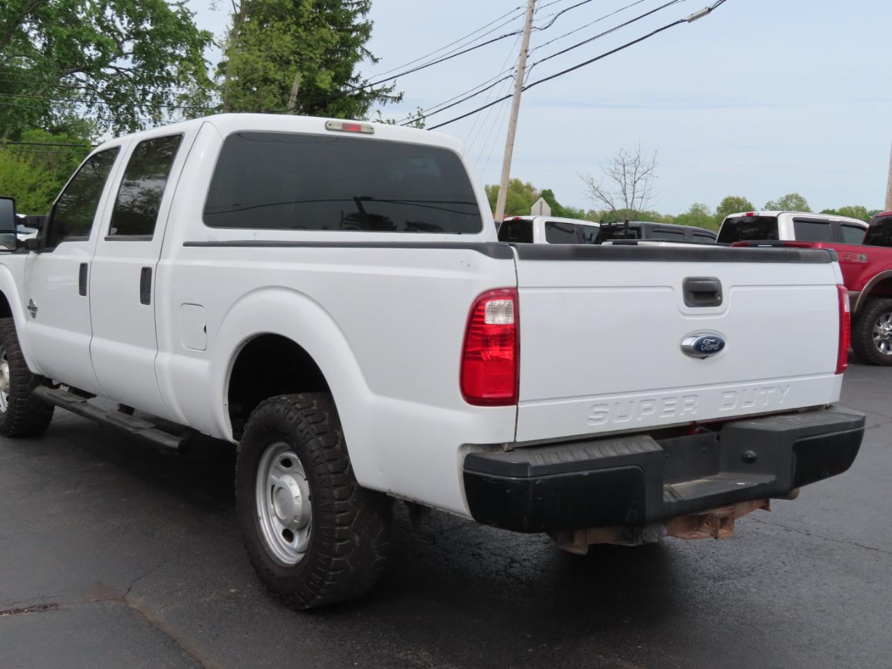 Ford Super Duty F-250 SRW 4WD Crew Cab 156" XL 2016