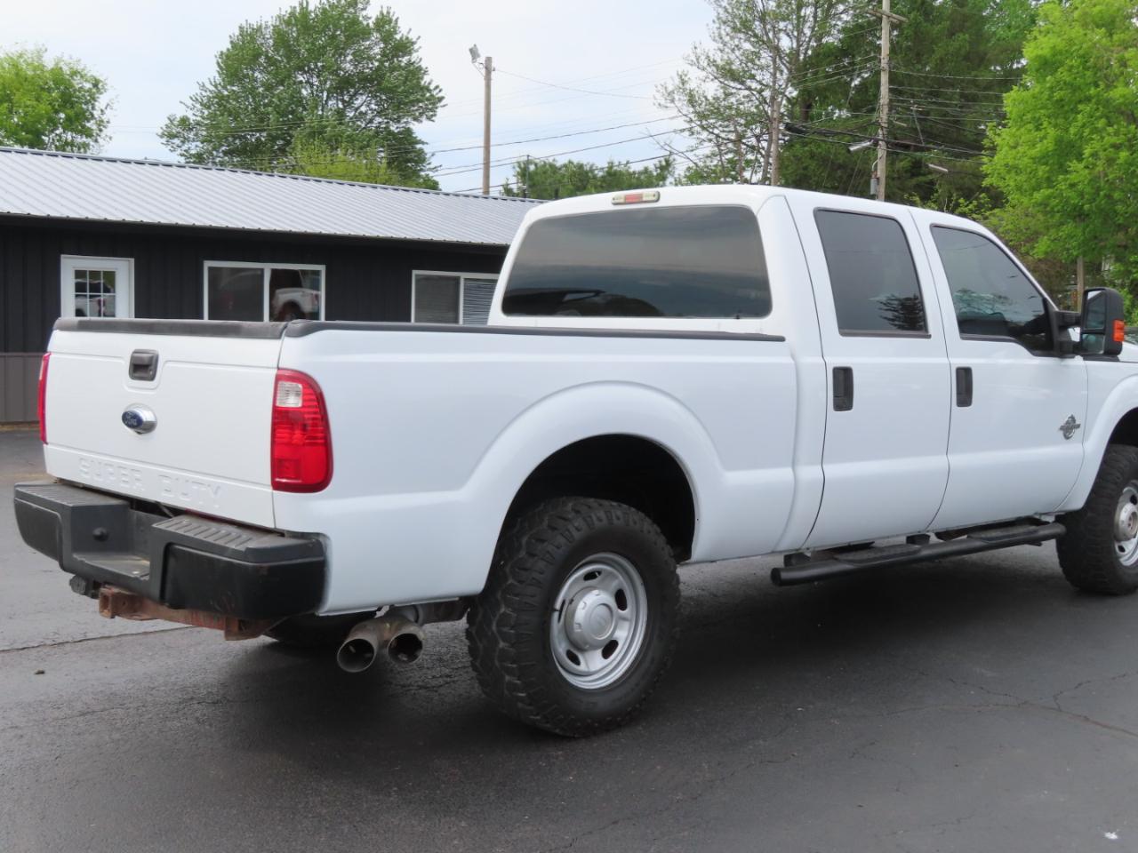 Ford Super Duty F-250 SRW 4WD Crew Cab 156" XL 2016