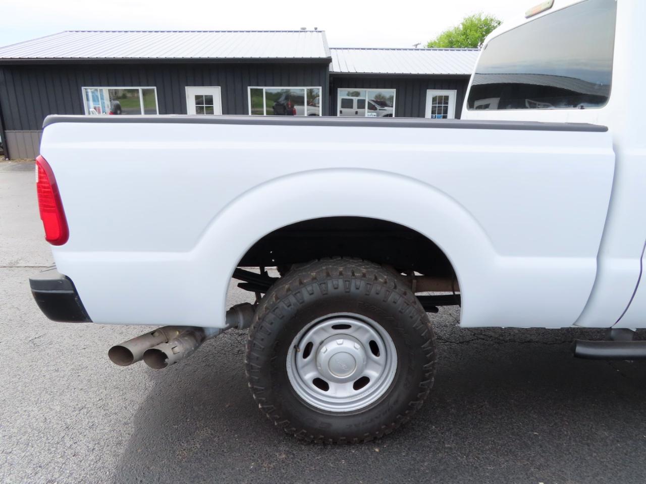 Ford Super Duty F-250 SRW 4WD Crew Cab 156" XL 2016