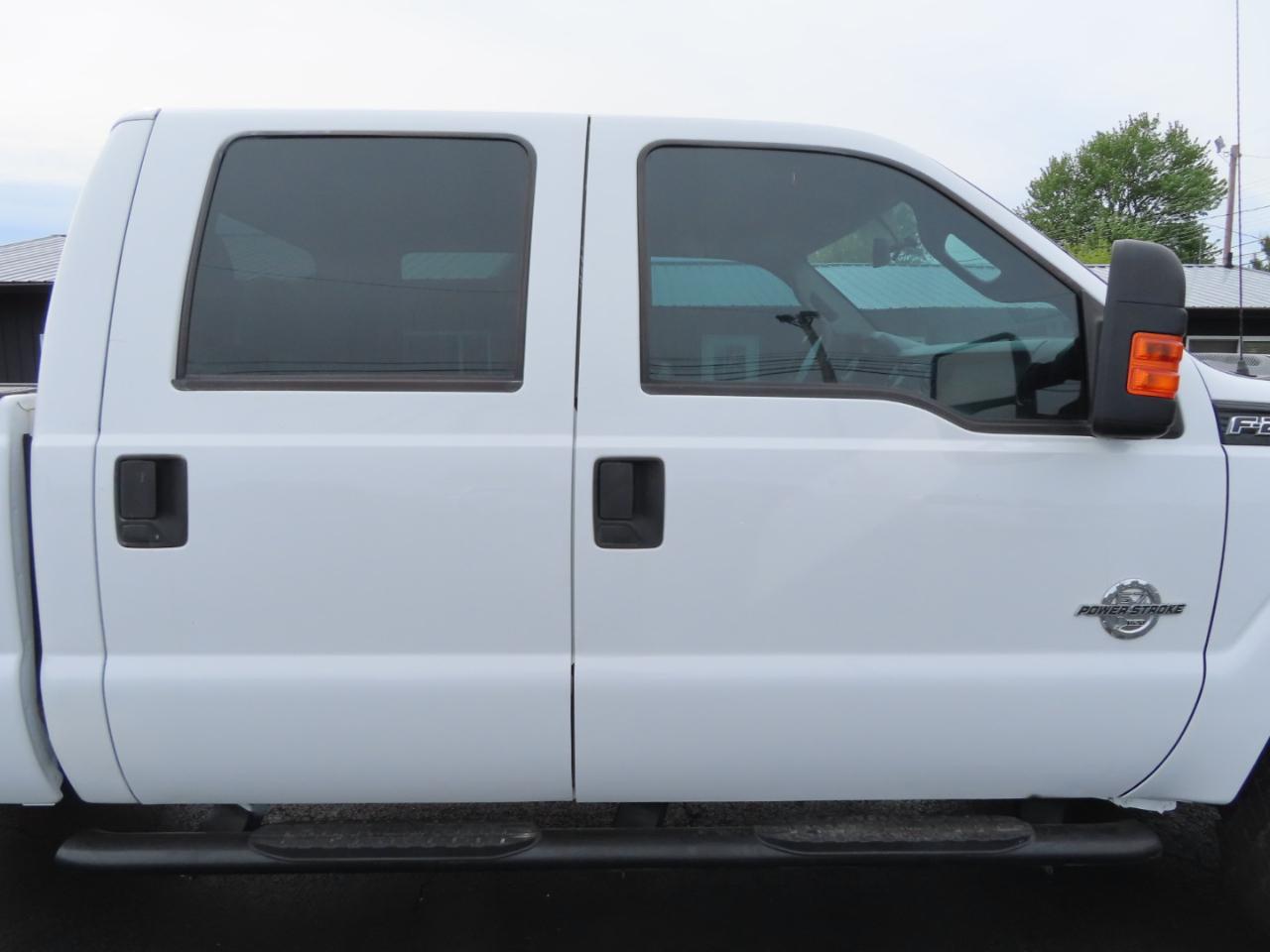 Ford Super Duty F-250 SRW 4WD Crew Cab 156" XL 2016