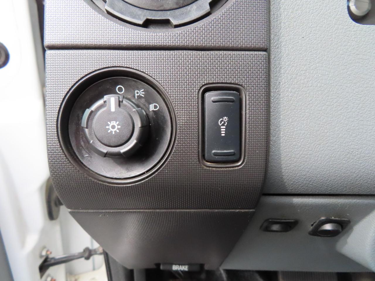 Ford Super Duty F-250 SRW 4WD Crew Cab 156" XL 2016