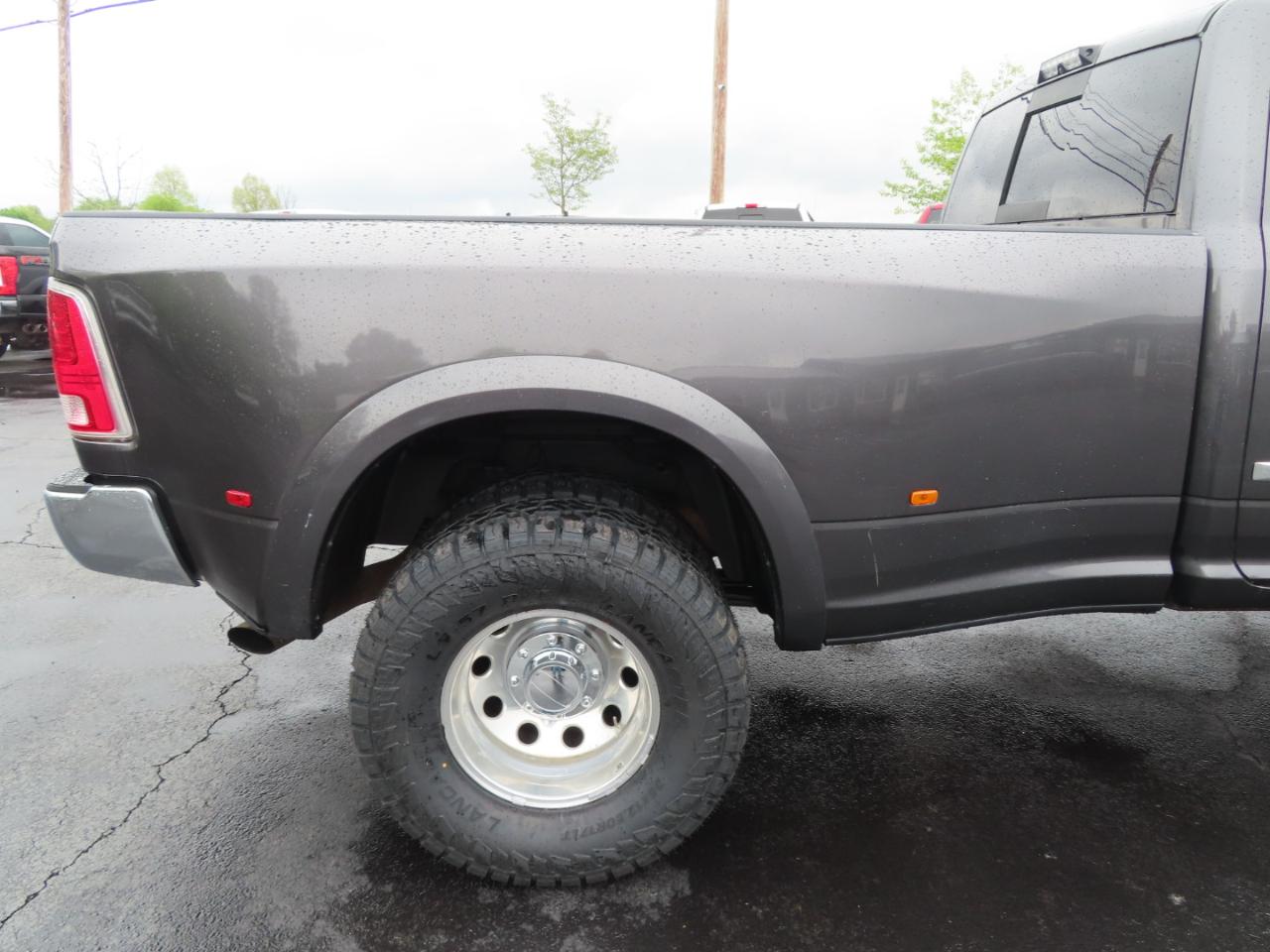 RAM 3500 Laramie 4x4 Crew Cab 8' Box 2018