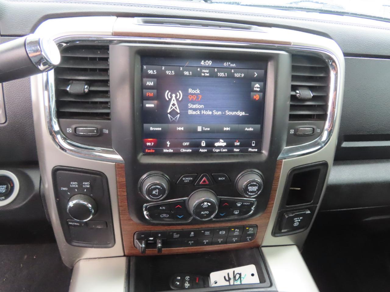 RAM 3500 Laramie 4x4 Crew Cab 8' Box 2018