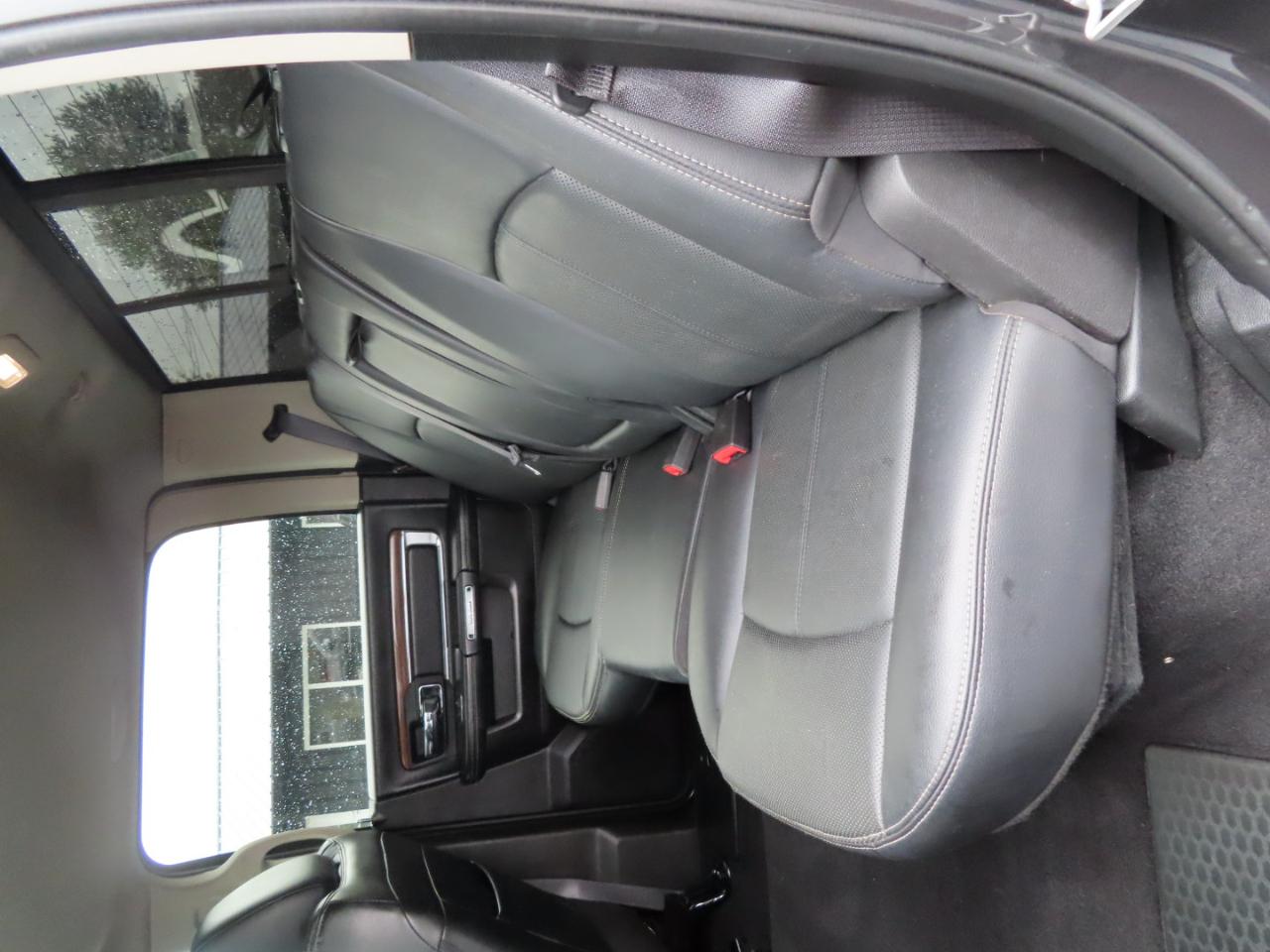 RAM 3500 Laramie 4x4 Crew Cab 8' Box 2018