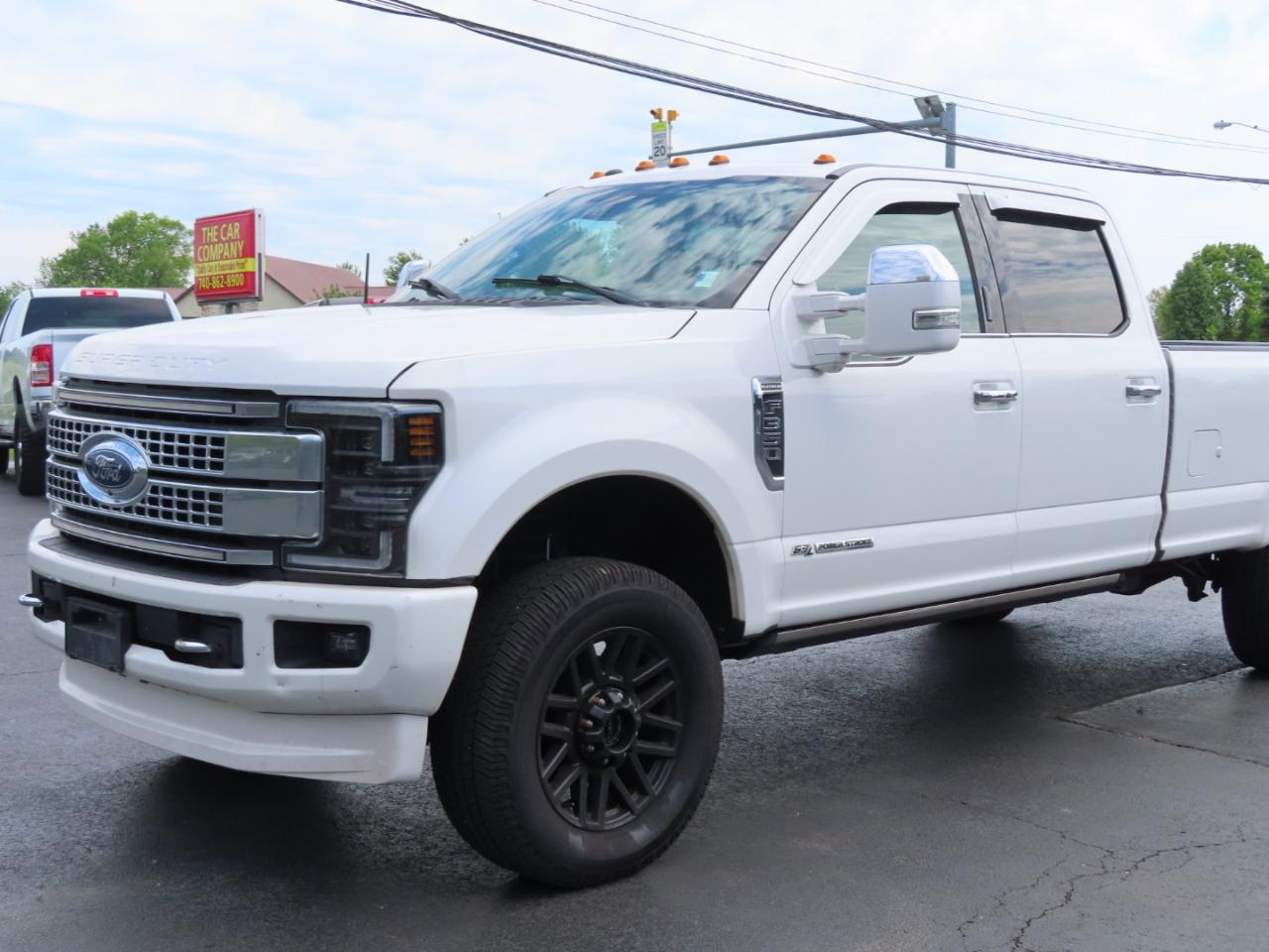 Ford Super Duty F-350 SRW Platinum 4WD Crew Cab 8' Box 2017