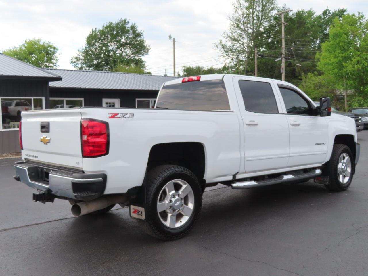 Chevrolet Silverado 2500HD 4WD Crew Cab 153.7" LT 2018