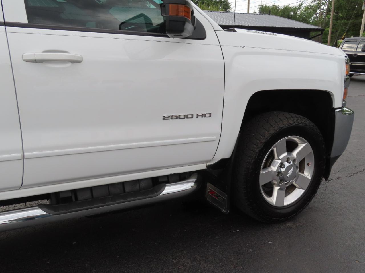 Chevrolet Silverado 2500HD 4WD Crew Cab 153.7" LT 2018