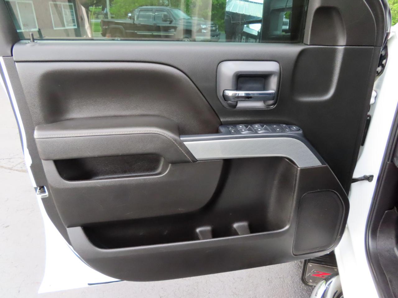 Chevrolet Silverado 2500HD 4WD Crew Cab 153.7" LT 2018