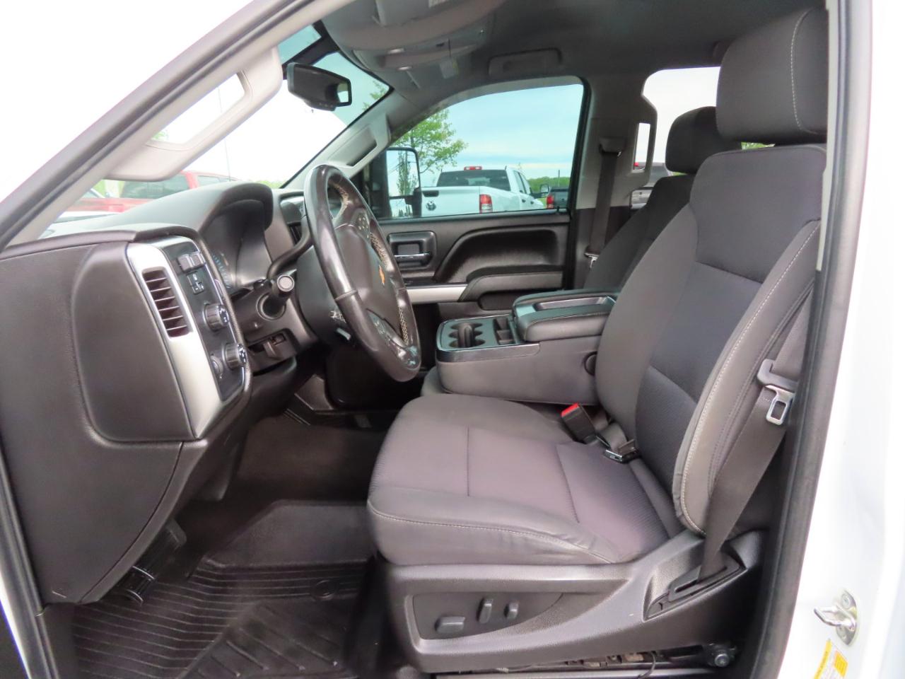 Chevrolet Silverado 2500HD 4WD Crew Cab 153.7" LT 2018