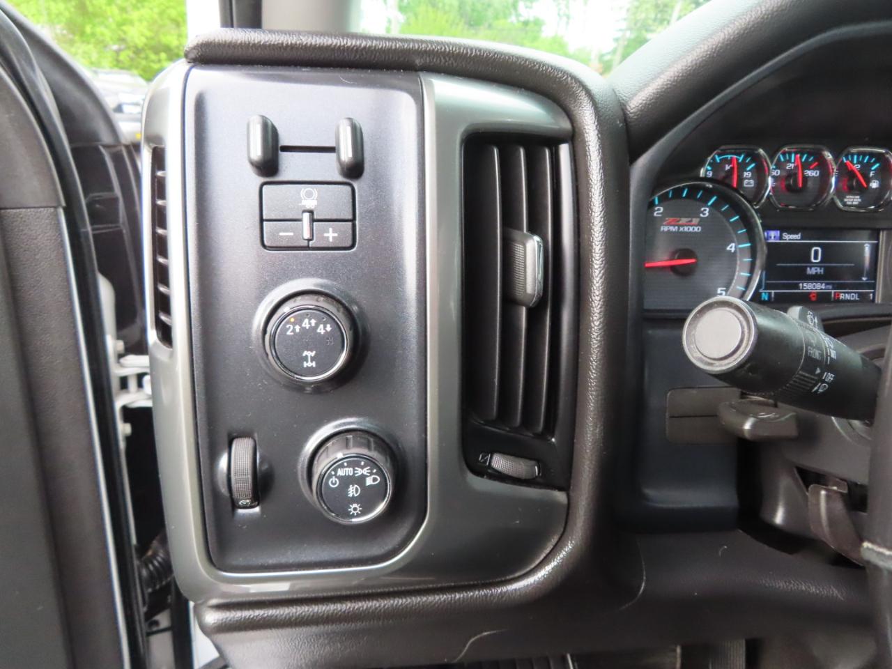 Chevrolet Silverado 2500HD 4WD Crew Cab 153.7" LT 2018