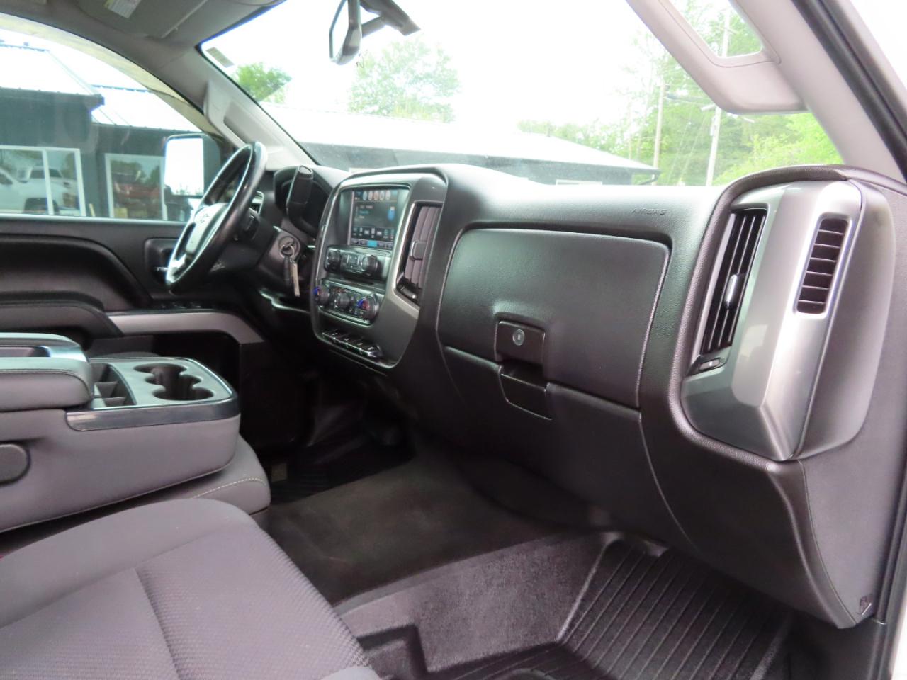 Chevrolet Silverado 2500HD 4WD Crew Cab 153.7" LT 2018