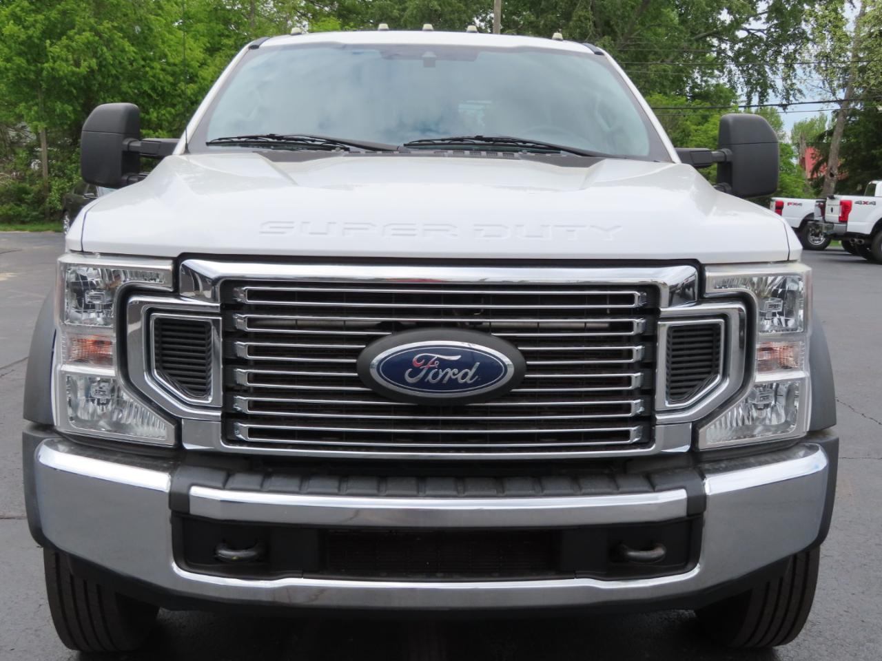 Ford Super Duty F-450 DRW XL 4WD Crew Cab 8' Box 2021