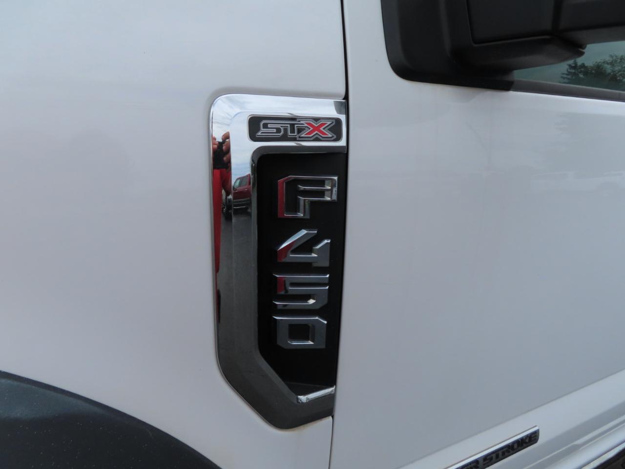 Ford Super Duty F-450 DRW XL 4WD Crew Cab 8' Box 2021