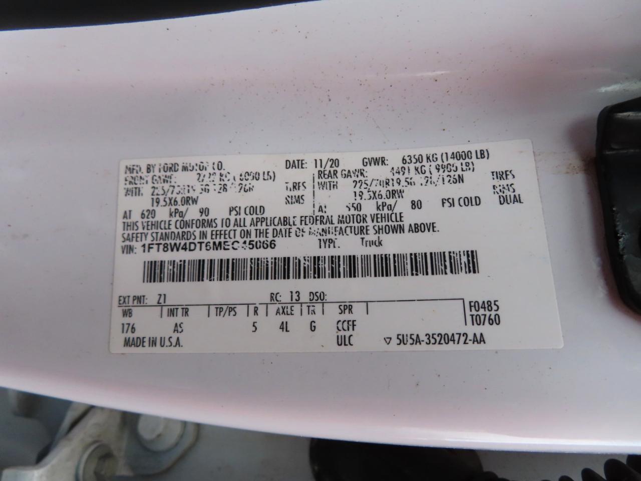 Ford Super Duty F-450 DRW XL 4WD Crew Cab 8' Box 2021