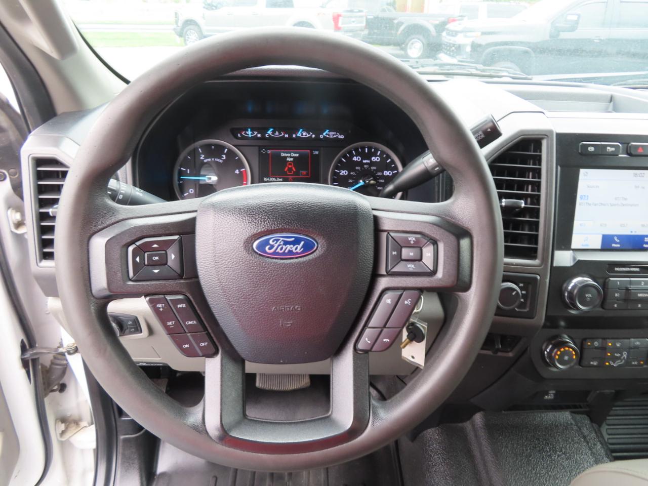 Ford Super Duty F-450 DRW XL 4WD Crew Cab 8' Box 2021