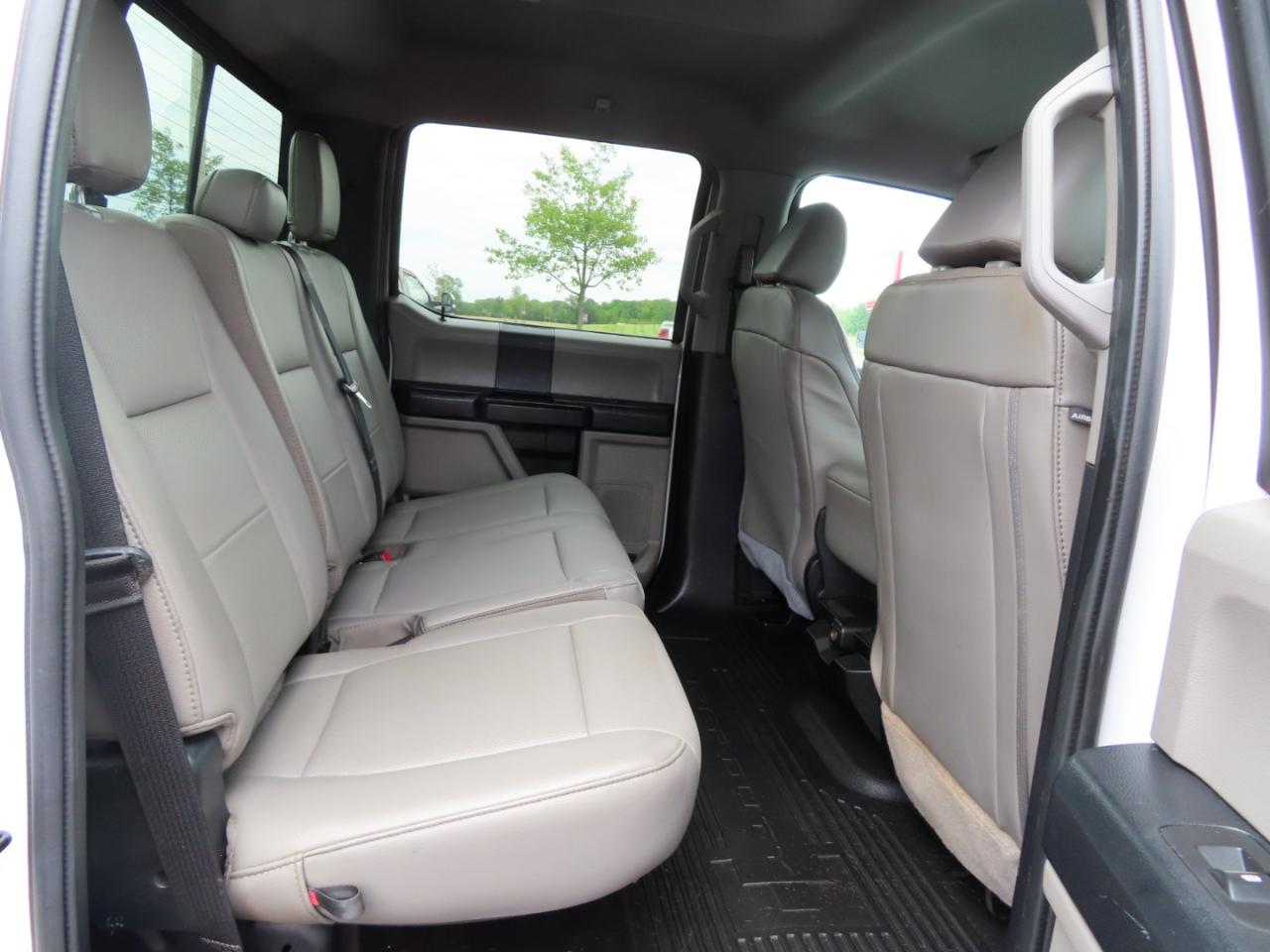 Ford Super Duty F-450 DRW XL 4WD Crew Cab 8' Box 2021