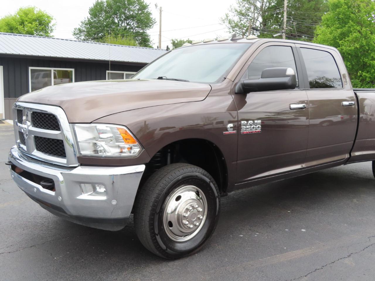 RAM 3500 SLT 4x4 Crew Cab 8' Box 2018