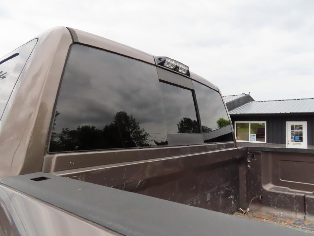RAM 3500 SLT 4x4 Crew Cab 8' Box 2018