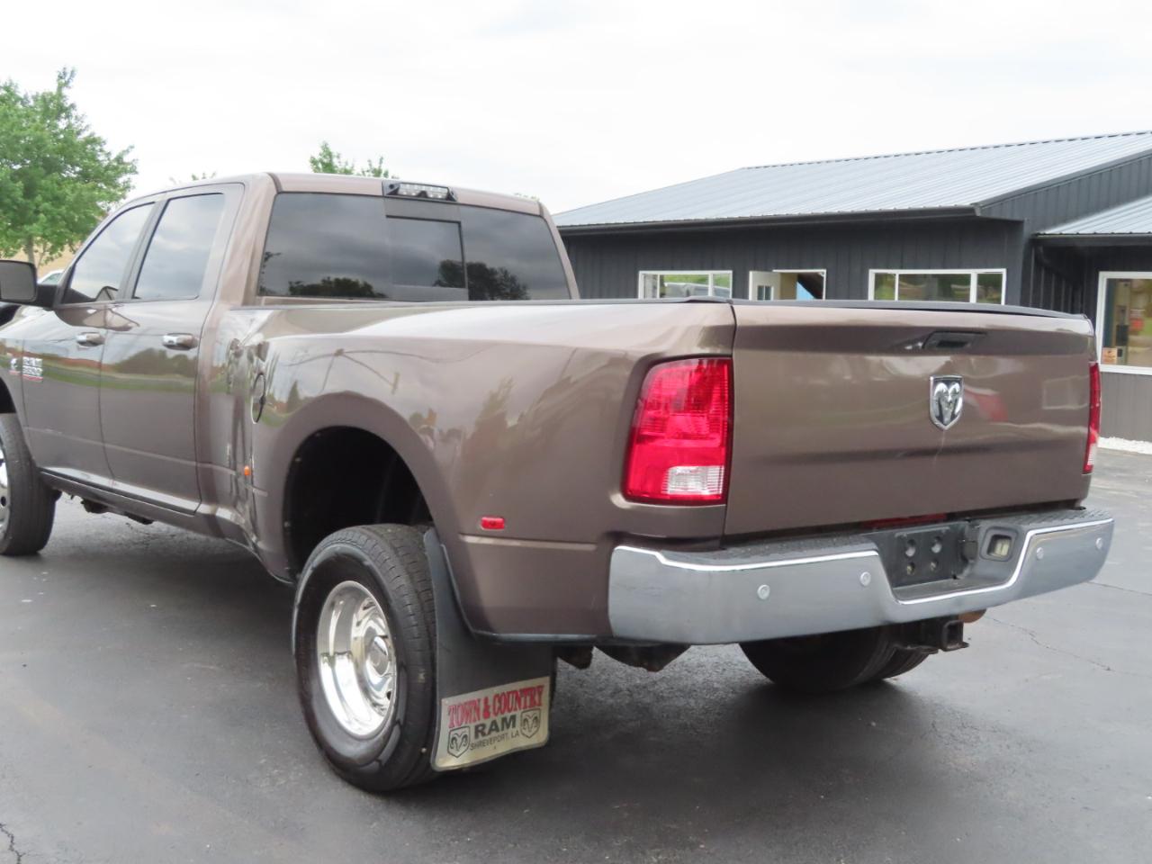 RAM 3500 SLT 4x4 Crew Cab 8' Box 2018