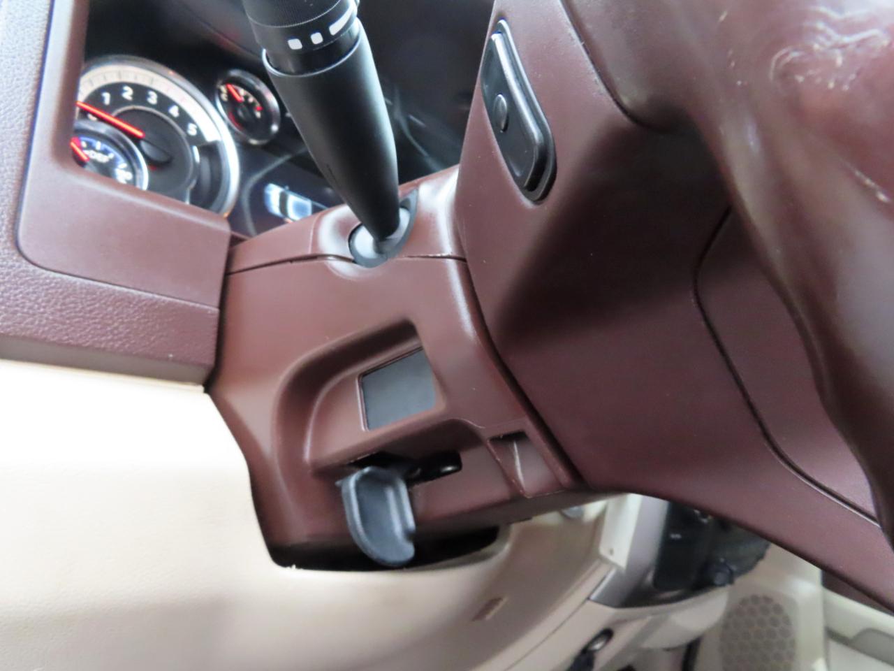 RAM 3500 SLT 4x4 Crew Cab 8' Box 2018