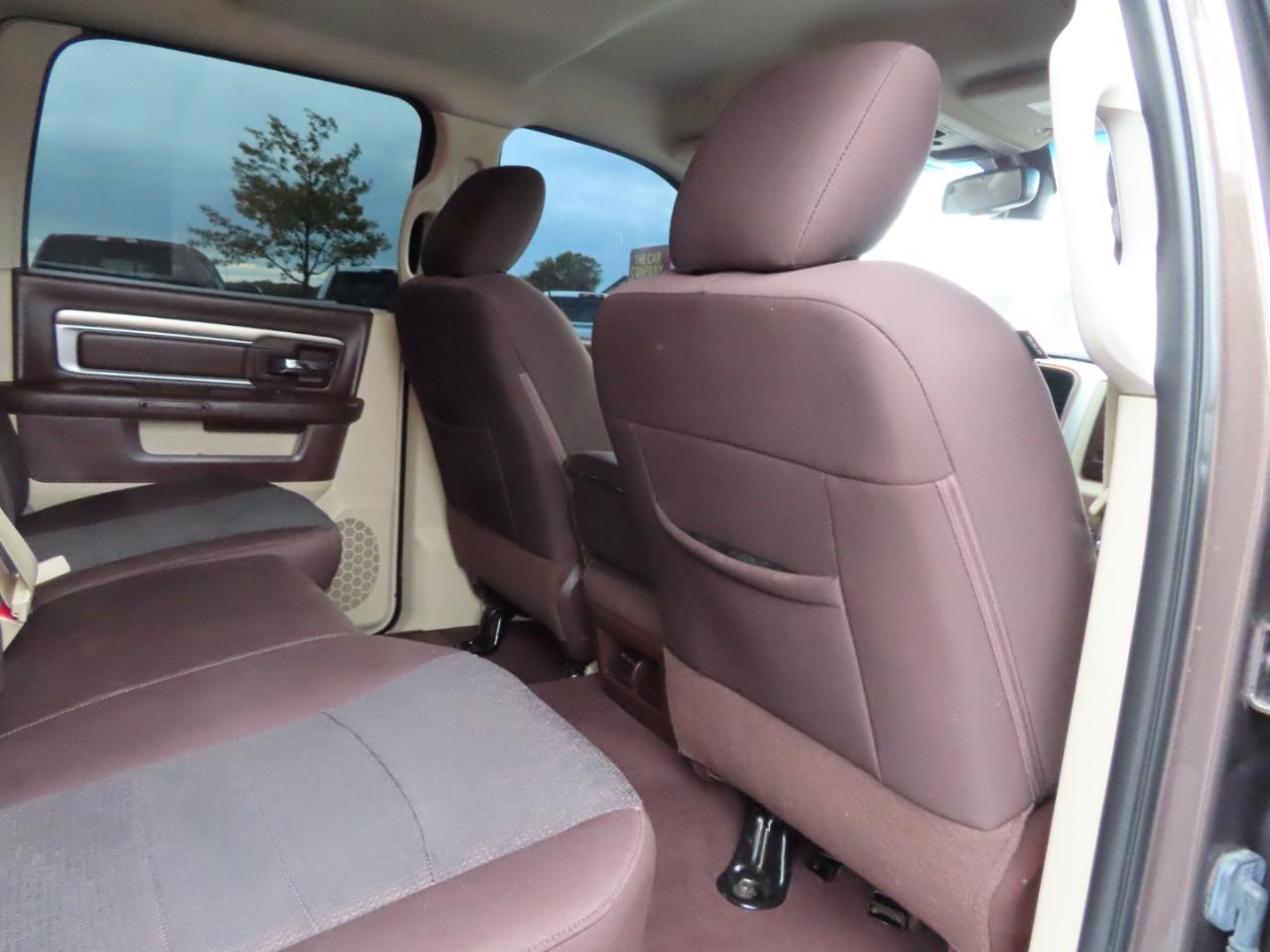 RAM 3500 SLT 4x4 Crew Cab 8' Box 2018